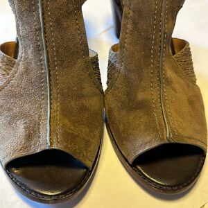 Trask Brown Leather Women’s Suede Faux Snakeskin Heels